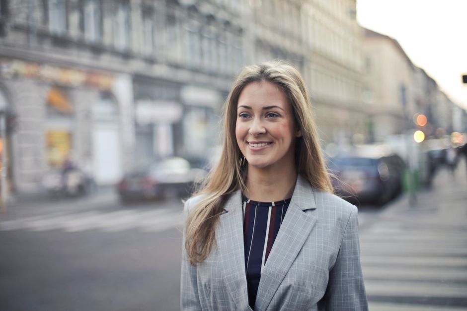 Retrato de Ana Sofía Bermúdez, coordinadora de inglés
